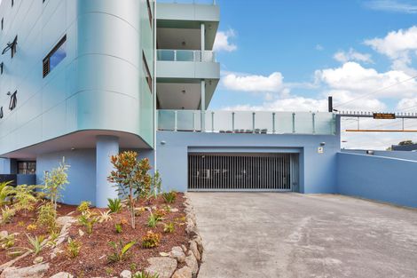Photo of property in 112/3 Morningside Drive, Morningside, Auckland, 1025