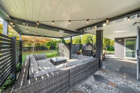 Photo of property in 140 Norana Road, Timberlea, Upper Hutt, 5018