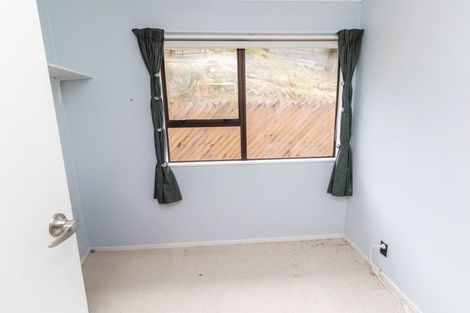 Photo of property in 6 Debra Way, Karori, Wellington, 6012