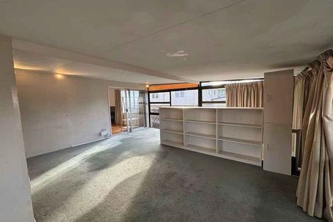 Photo of property in 1/56 Roberts Road, Glenfield, Auckland, 0629