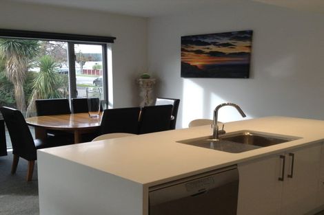 Photo of property in 23 Athol Terrace, Upper Riccarton, Christchurch, 8041