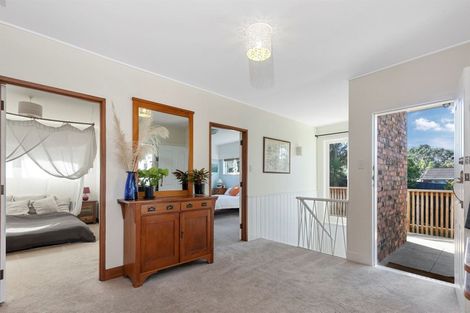 Photo of property in 2 Roberts Avenue, Belmont, Auckland, 0622