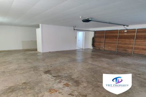 Photo of property in 21 Hakea Place, Totara Heights, Auckland, 2105