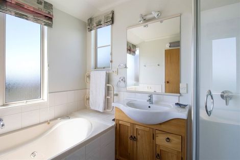 Photo of property in 3 Baigent Place, Tanners Point, Katikati, 3177