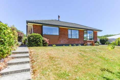 Photo of property in 20 Ranui Street, Waikawa, Picton, 7220