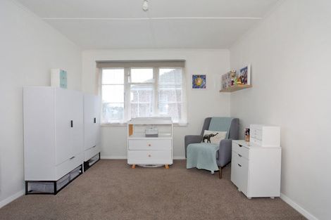 Photo of property in 86 Rangiora Avenue, Roslyn, Palmerston North, 4414