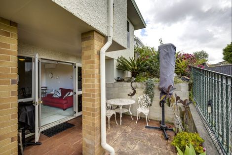 Photo of property in 76a Churchill Drive, Taradale, Napier, 4112