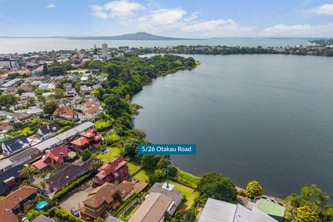 Photo of property in 5/26 Otakau Road, Milford, Auckland, 0620