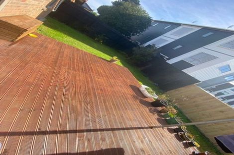 Photo of property in 15 Carlas Way, Ranui, Auckland, 0612