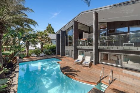 Photo of property in 37 Fourteenth Avenue, Tauranga South, Tauranga, 3112