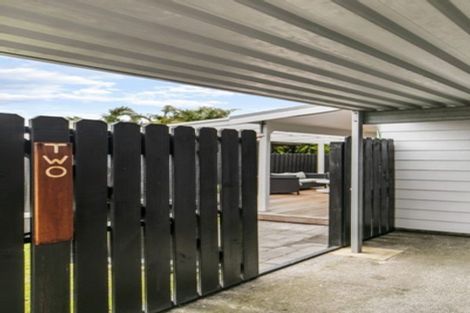 Photo of property in 2/69 Bay Street, Red Beach, 0932