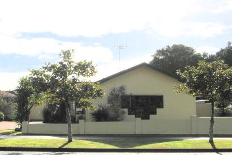 Photo of property in 11 Brentwood Avenue, Te Kamo, Whangarei, 0112