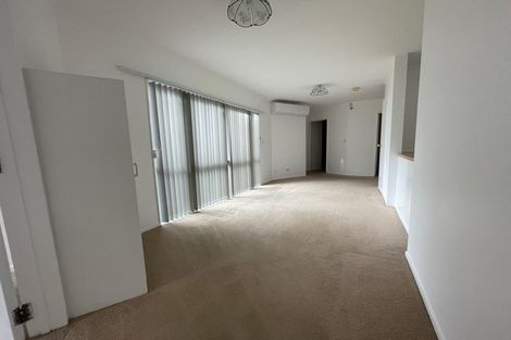 Photo of property in 14a Griffen Park Road, Mount Roskill, Auckland, 1041