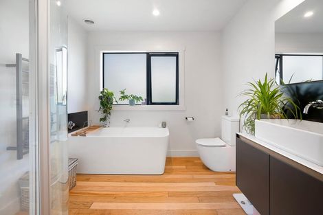 Photo of property in 12 Broadsea Avenue, Ruby Bay, Mapua, 7005