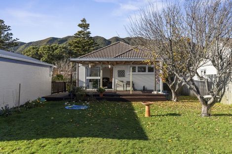 Photo of property in 89 Riverside Drive, Waiwhetu, Lower Hutt, 5010