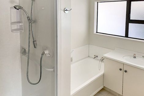 Photo of property in 5/501 Eastbourne Street East, Hastings, 4122