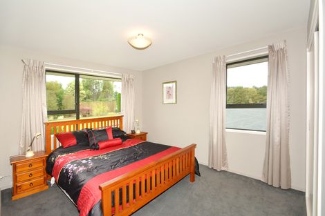 Photo of property in 17 Wavy Knowes Drive, Waldronville, Dunedin, 9018