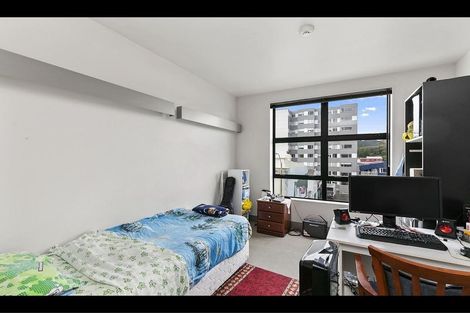 Photo of property in Urbane Apartments, 21/29 Webb Street, Mount Cook, Wellington, 6011