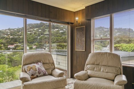 Photo of property in 103 Churchill Drive, Crofton Downs, Wellington, 6035