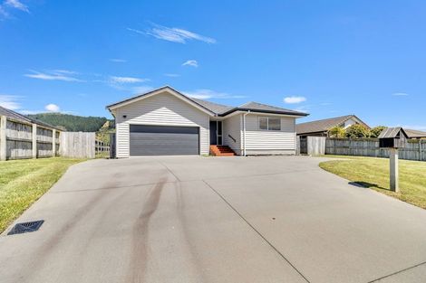Photo of property in 16 Oakland Place, Ngongotaha, Rotorua, 3010