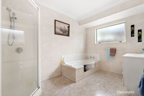 Photo of property in 21 Waitoa Street, Waiuku, 2123