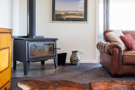 Photo of property in 737 Stoney Creek Road, Bunnythorpe, Palmerston North, 4470