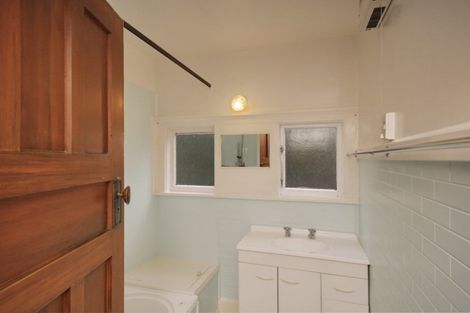 Photo of property in 2/49 Saint James Avenue, Papanui, Christchurch, 8053