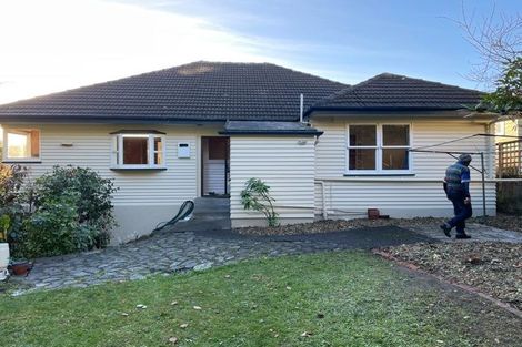 Photo of property in 4 Grenfell Drive, Karori, Wellington, 6012