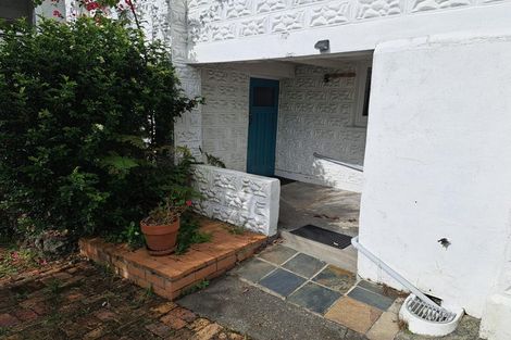 Photo of property in 203 Godley Road, Titirangi, Auckland, 0604