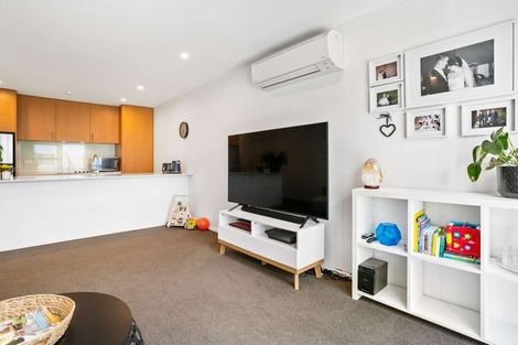 Photo of property in 8/69 Suva Street, Upper Riccarton, Christchurch, 8041