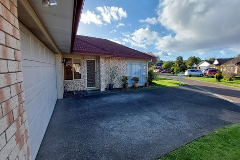 Photo of property in 7 Ironstone Place, Randwick Park, Auckland, 2105