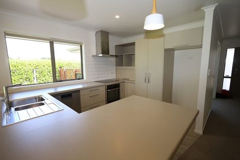 Photo of property in 43 Woodleigh Place, Ohauiti, Tauranga, 3112