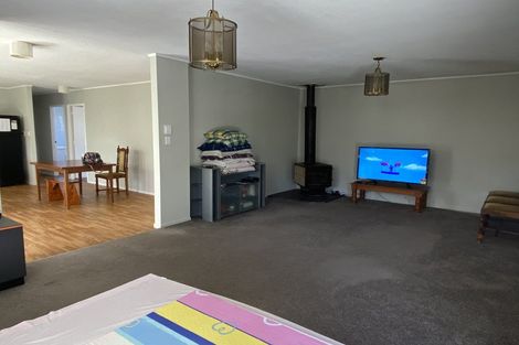 Photo of property in 16 Kakapo Place, Papatoetoe, Auckland, 2025