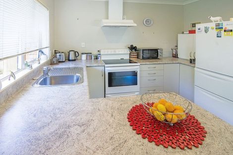 Photo of property in Holdsworth Villas, 59/2 William Donald Drive, Solway, Masterton, 5810