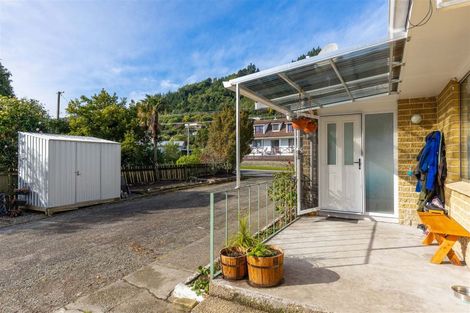 Photo of property in 131a Waikawa Road, Picton, 7220