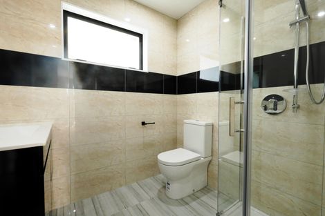 Photo of property in 11b Oxford Road, Manurewa, Auckland, 2102