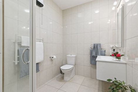 Photo of property in 18 Mandalay Terrace, Khandallah, Wellington, 6035