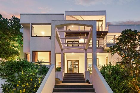 Photo of property in 3 Allom Lane, Cashmere, Christchurch, 8022