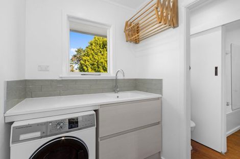 Photo of property in 15 Wingate Street, Redwood, Christchurch, 8051