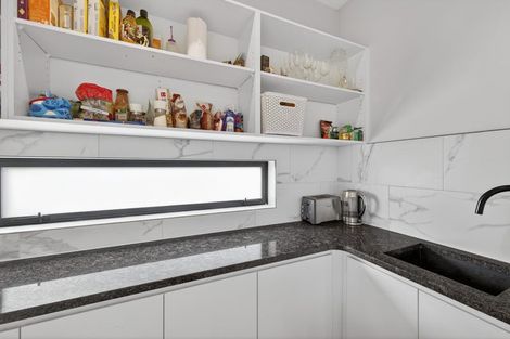 Photo of property in 1 Vahsel Bay, Wigram, Christchurch, 8025