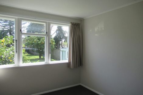 Photo of property in 10 Hinemoa Street, Levin, 5510