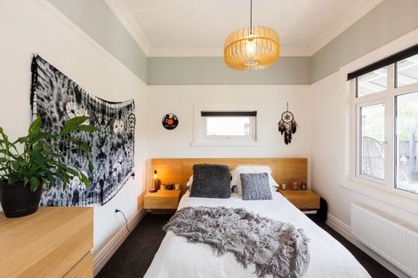 Photo of property in 32 Manson Street, Terrace End, Palmerston North, 4410