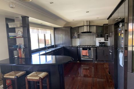 Photo of property in 17 Tide Close, Mount Wellington, Auckland, 1060