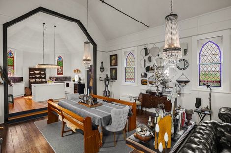 Photo of property in 17 School Road, Clive, 4102