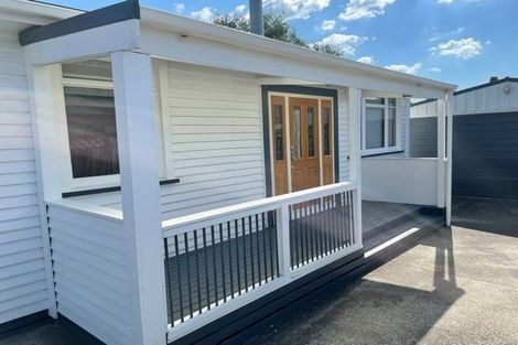 Photo of property in 307 Shakespeare Street, Leamington, Cambridge, 3432