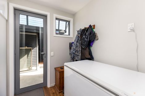 Photo of property in 84 Timaru Road, Waimate, 7924