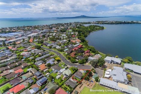 Photo of property in 23 Otakau Road, Milford, Auckland, 0620