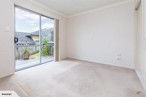 Photo of property in 25 Condor Place, Unsworth Heights, Auckland, 0632