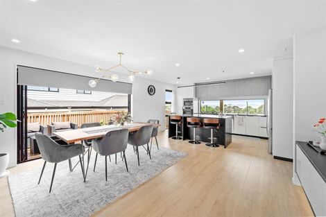 Photo of property in 10 Highway View Lane, Schnapper Rock, Auckland, 0632