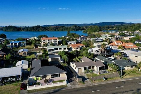 Photo of property in 174 Ocean Road, Ohope, 3121